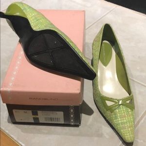 Bandolino kitten heels